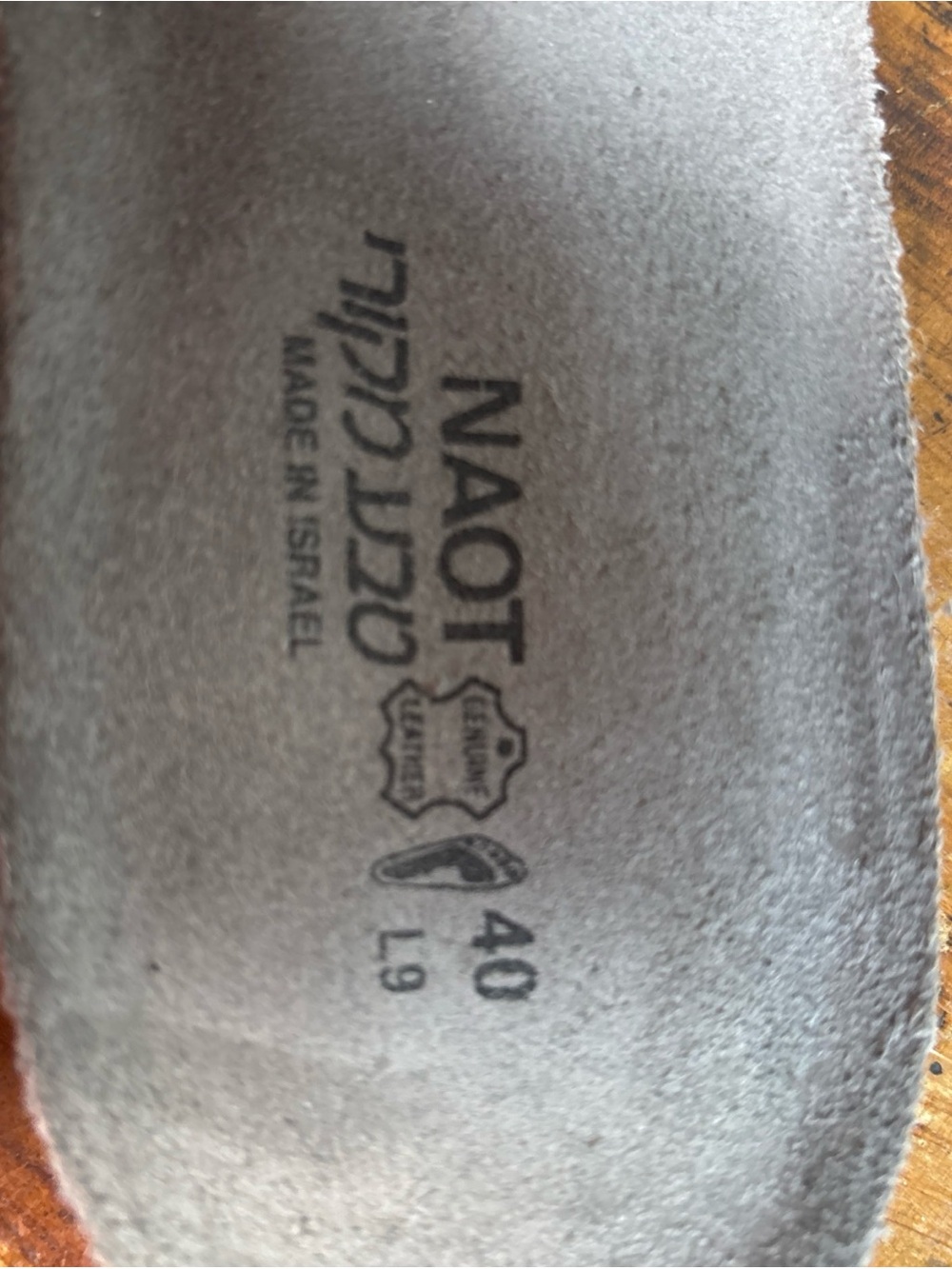 Naot Skylar Sandals flip flops slides 40 Silver leather cork leather insole - Picture 9 of 9